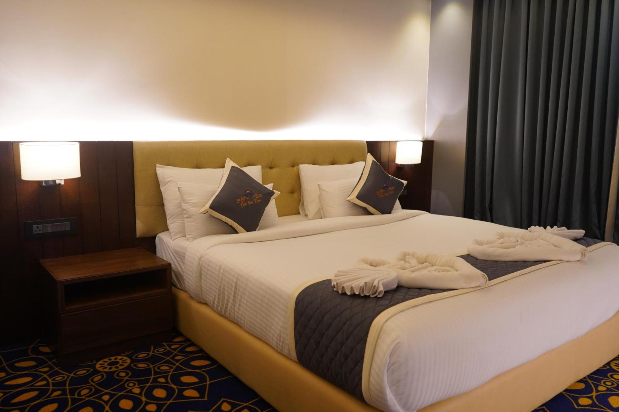 Hotel The Sea View, Mangalor Kültér fotó