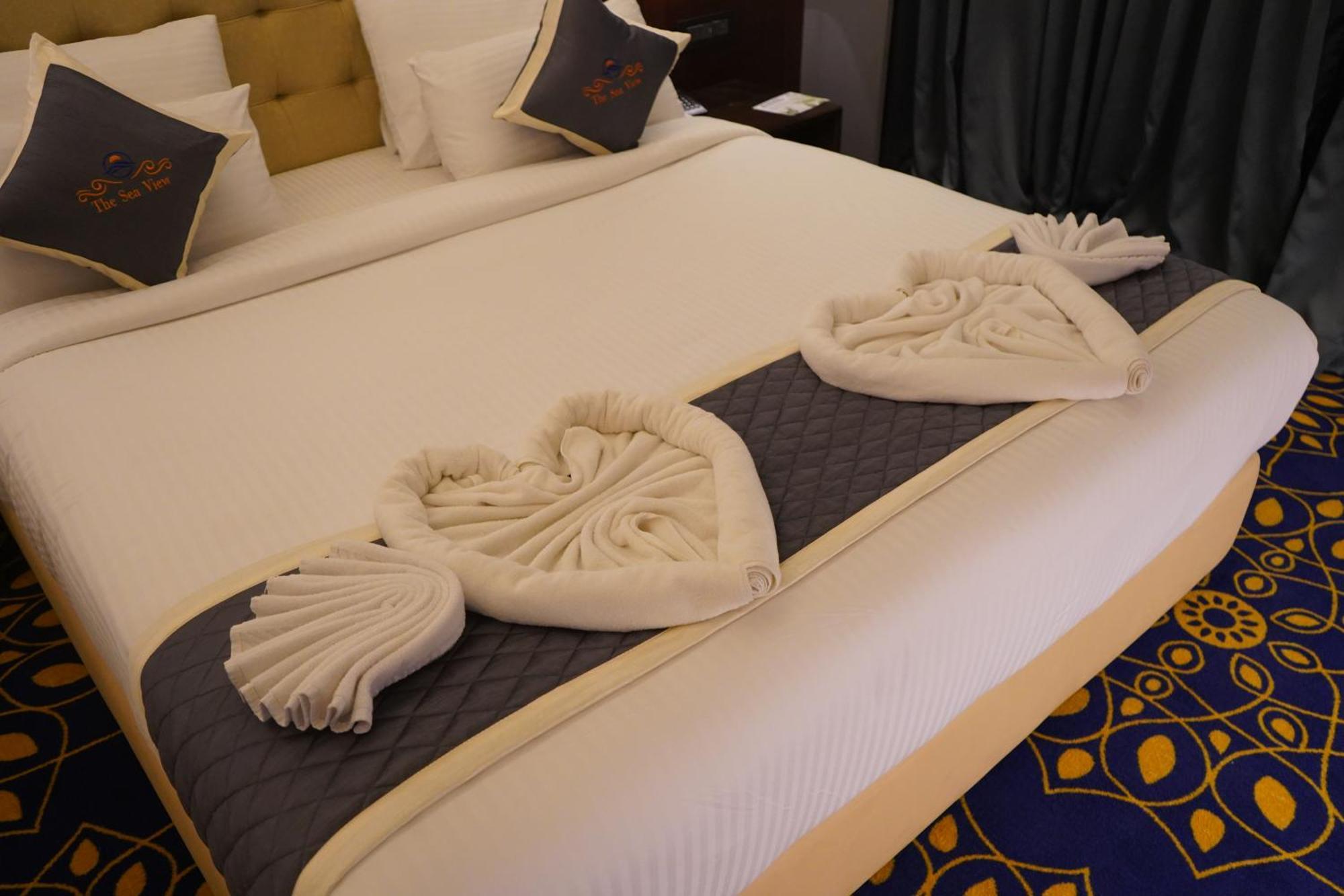 Hotel The Sea View, Mangalor Kültér fotó