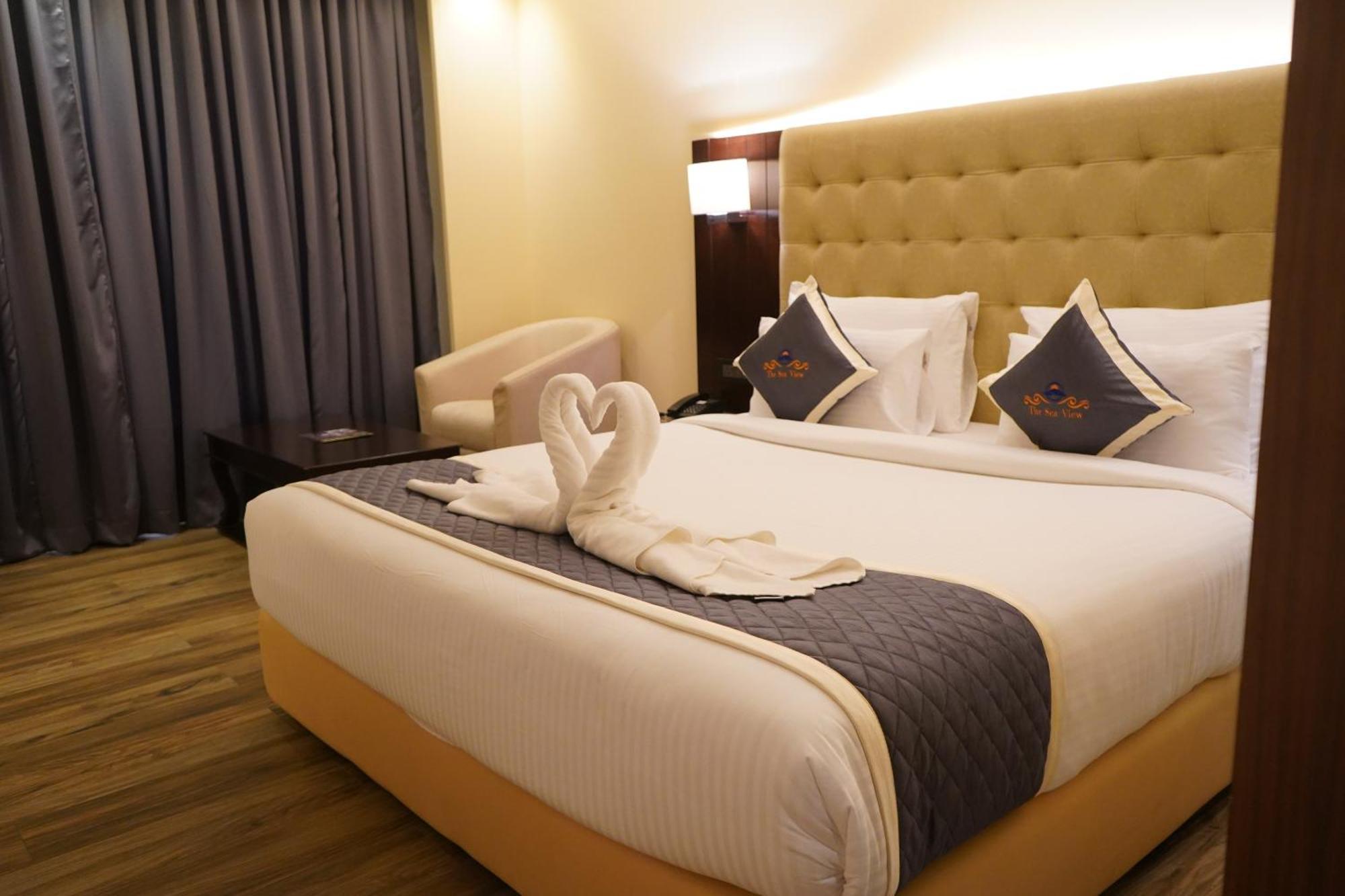 Hotel The Sea View, Mangalor Kültér fotó